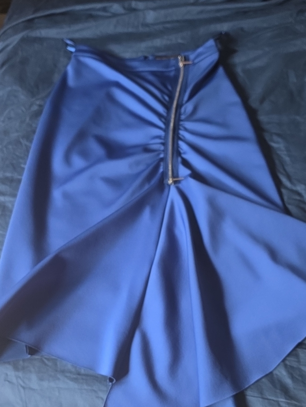 Elegant Royal Blue Asymmetric Midi Skirt With Asthetic Zipper In Front